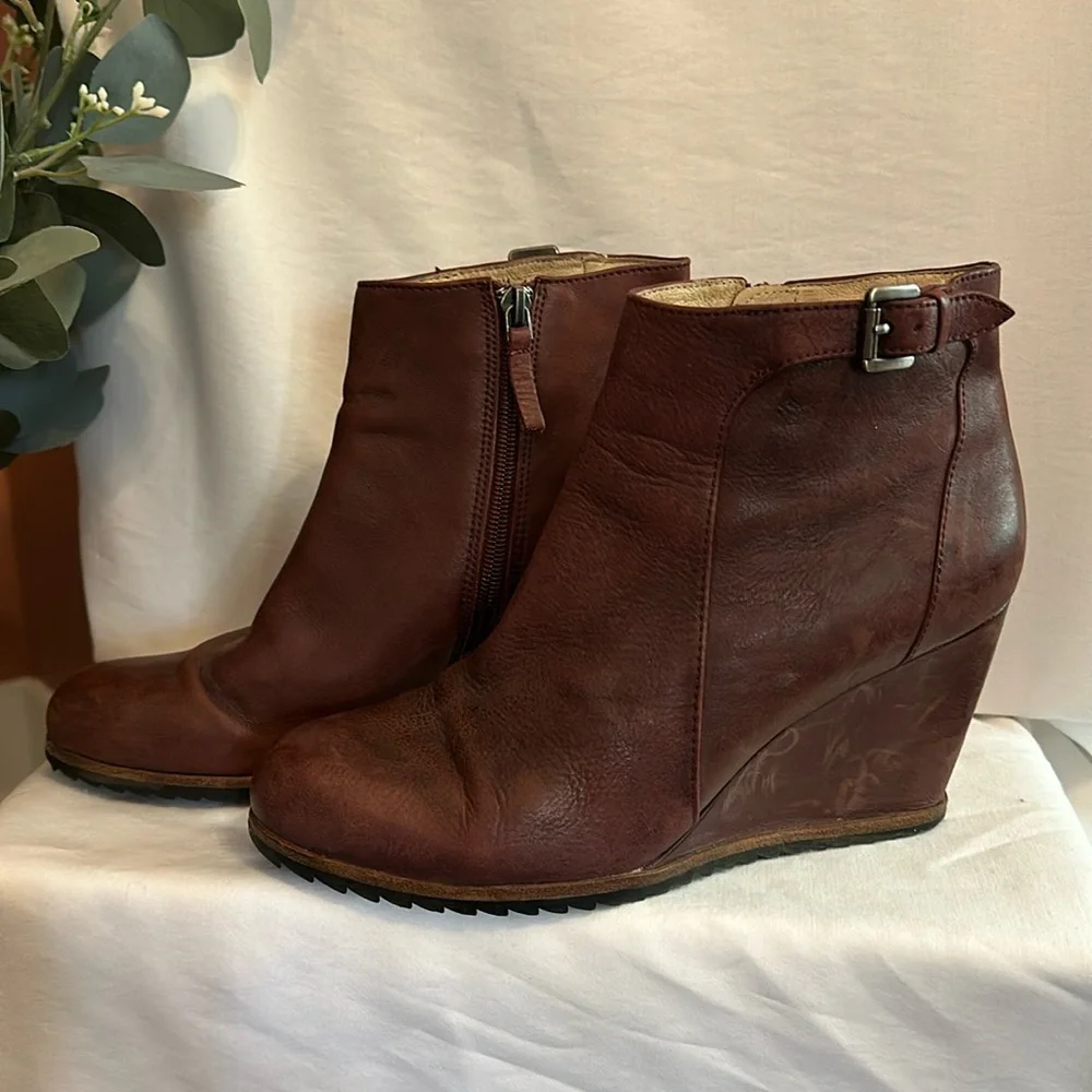 Anthropologie | Biala | distressed | burgundy brown | wedge | 39M/8 | booties - Picture 1 of 16